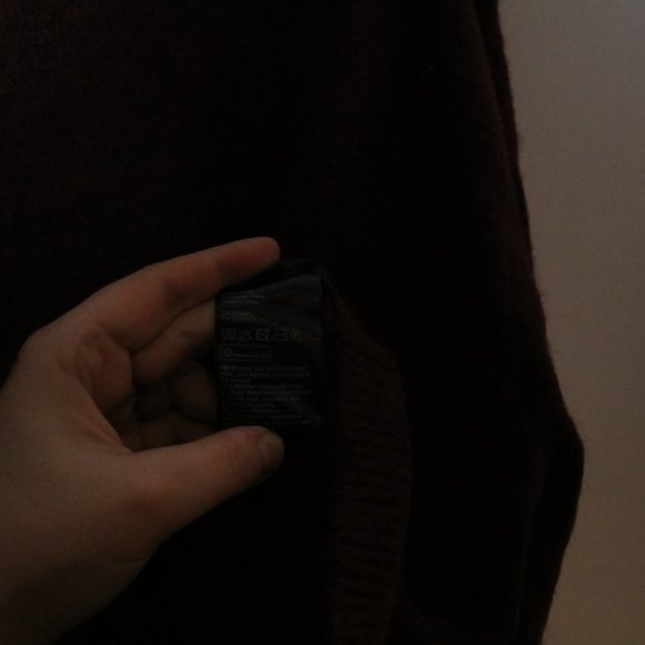 H&M Mens Burgundy Alpaca Blend Relaxed Fit Crewneck Sweater Size Large Pullover - Picture 5 of 7